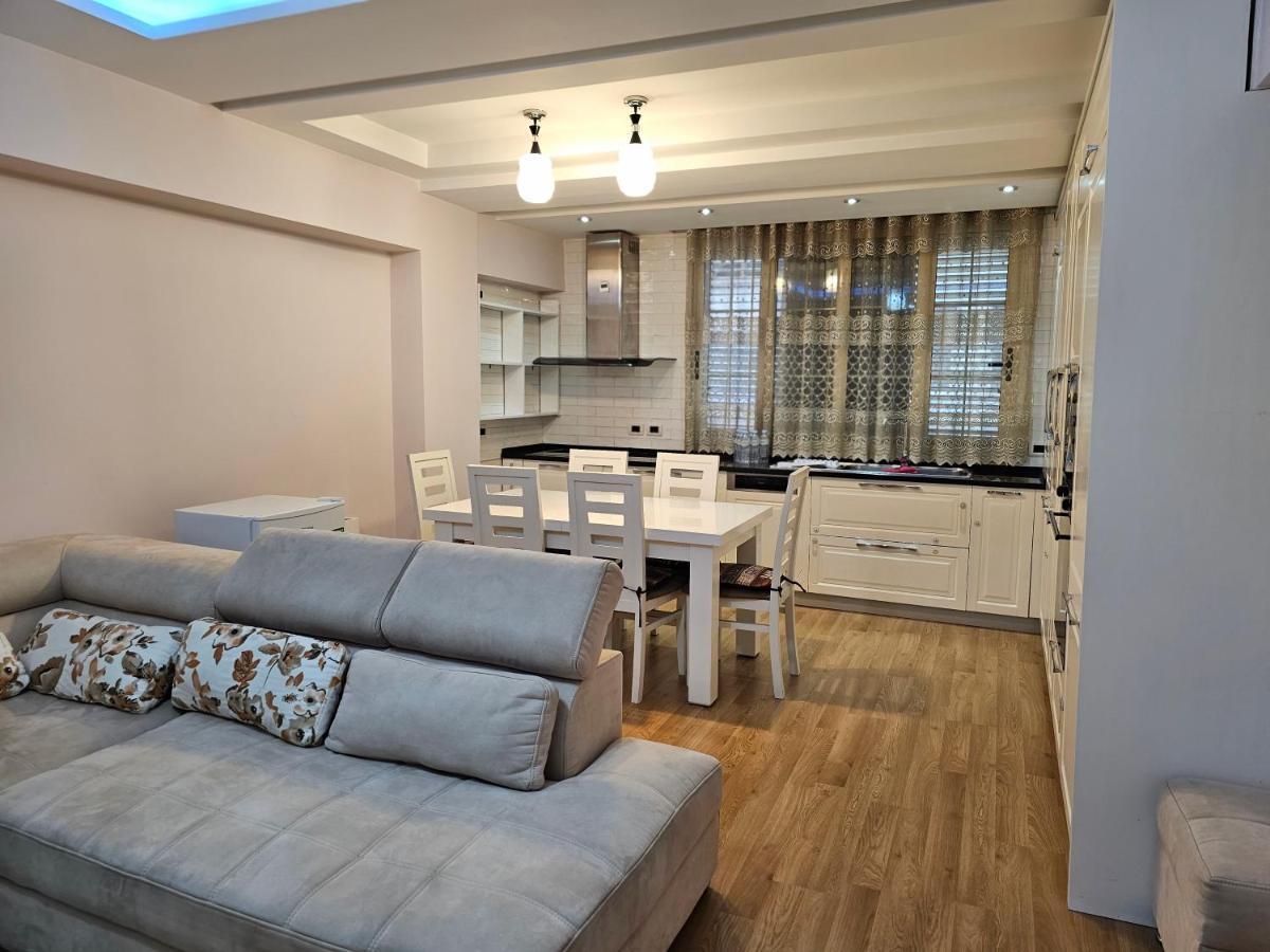Tirana Central Exclusive Екстер'єр фото